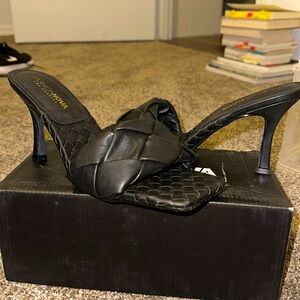 Black low high heel shoes